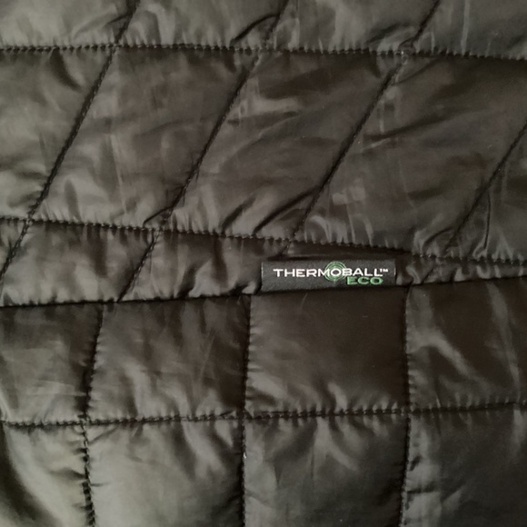 North Face Thermoball puffer jacket - Picture 7 of 9